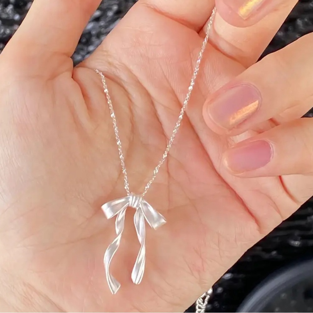 Silver Ribbon Bow Necklace